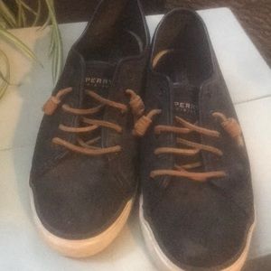 Black sperry sneakers
